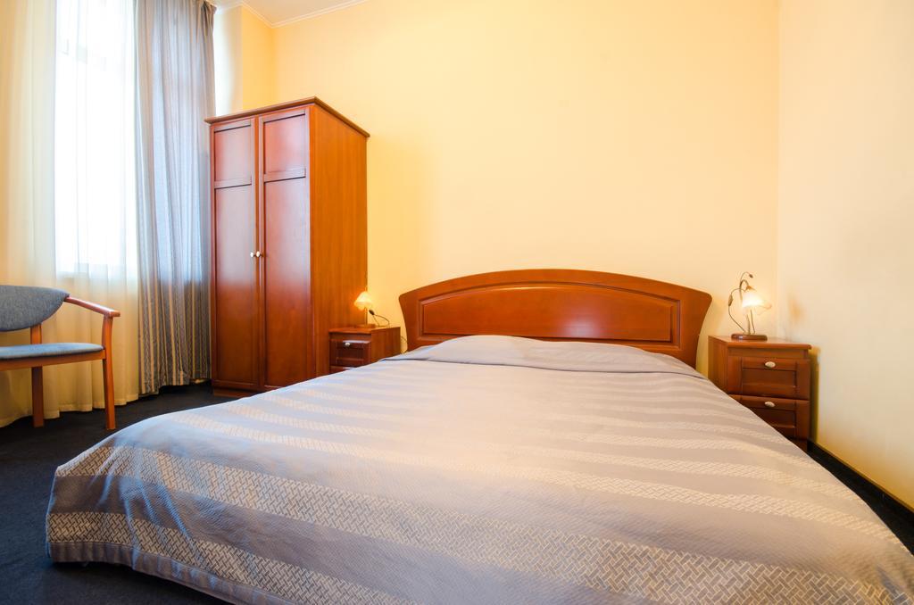 7 Days Hotel Kiev Ngoại thất bức ảnh