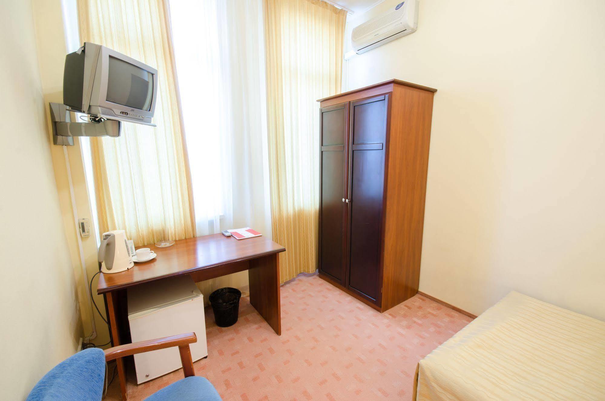 7 Days Hotel Kiev Ngoại thất bức ảnh